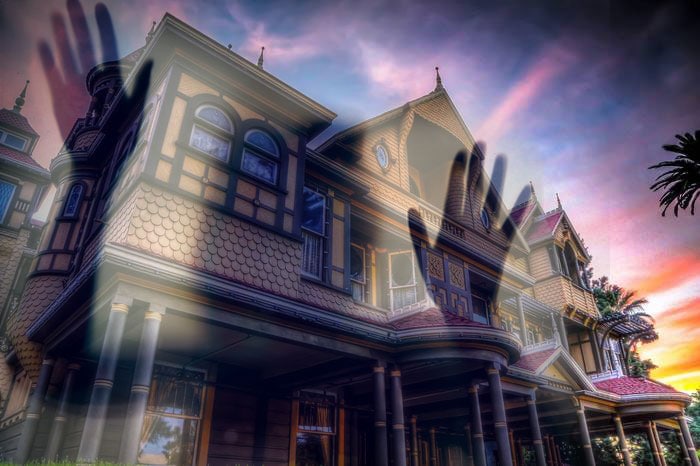 Winchester haunted house (ထူးဆန်းအံသြဖွယ်ရာတွေ ပြည့်နေတဲ့အိမ်ကြီး။)